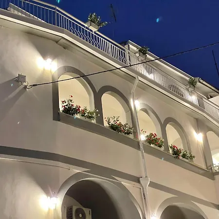 Hotel Al Castello Bn